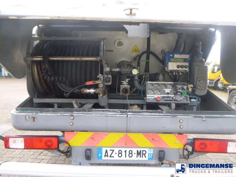 Renault Premium 270.19 dxi 4x2 gas tank 19.6 m3 - Camião cisterna: foto 5 Renault Premium 270.19 dxi 4x2 gas tank 19.6 m3 - Camião cisterna: foto 5