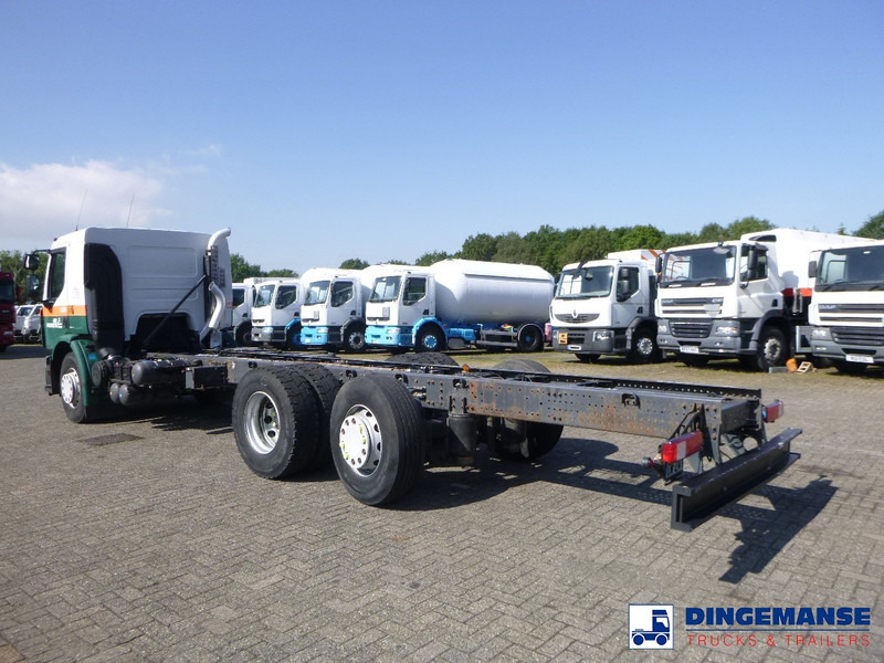 Renault Premium Lander 370 6x2 chassis + ADR - Camião chassi: foto 4 Renault Premium Lander 370 6x2 chassis + ADR - Camião chassi: foto 4