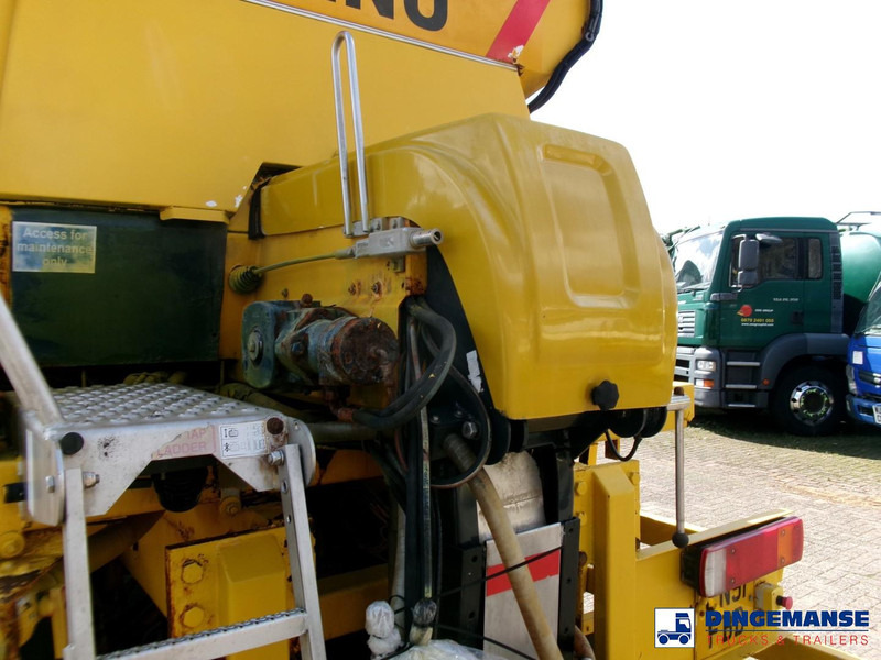 Veículo limpa-neves Scania P114-340 CB 6X6 RHD gritter / snow plough: foto 9