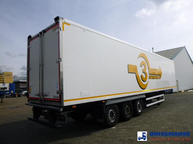 Gray Adams Frigo trailer + Carrier Vector 1850 MT - Tractor: foto 4 Gray Adams Frigo trailer + Carrier Vector 1850 MT - Tractor: foto 4
