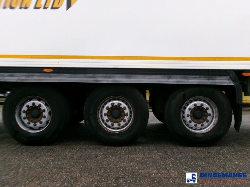 Gray Adams Frigo trailer + Carrier Vector 1850 MT - Tractor: foto 5 Gray Adams Frigo trailer + Carrier Vector 1850 MT - Tractor: foto 5