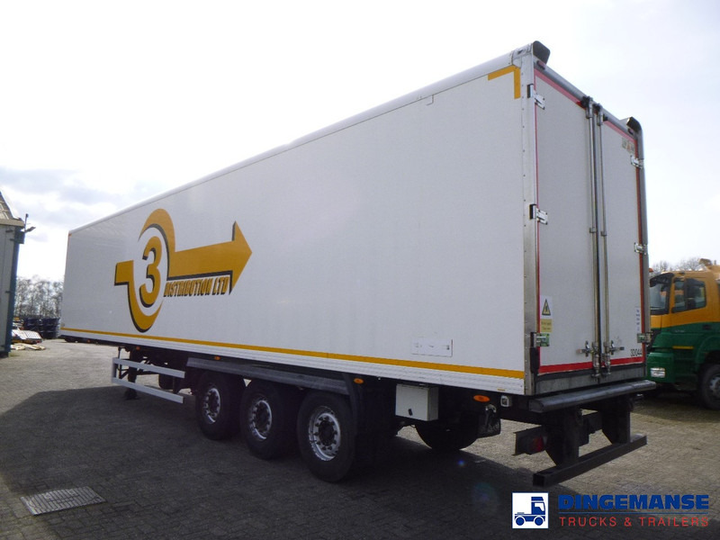 Gray Adams Frigo trailer + Carrier Vector 1850 MT - Tractor: foto 3 Gray Adams Frigo trailer + Carrier Vector 1850 MT - Tractor: foto 3