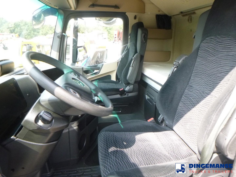 Tractor Mercedes-Benz Actros 1851 4x2 Euro 6 + Retarder: foto 15 Tractor Mercedes-Benz Actros 1851 4x2 Euro 6 + Retarder: foto 15