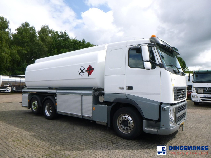 Volvo FH 460 6x2 fuel tank 23.6 m3 / 4 comp - Camião cisterna: foto 2 Volvo FH 460 6x2 fuel tank 23.6 m3 / 4 comp - Camião cisterna: foto 2