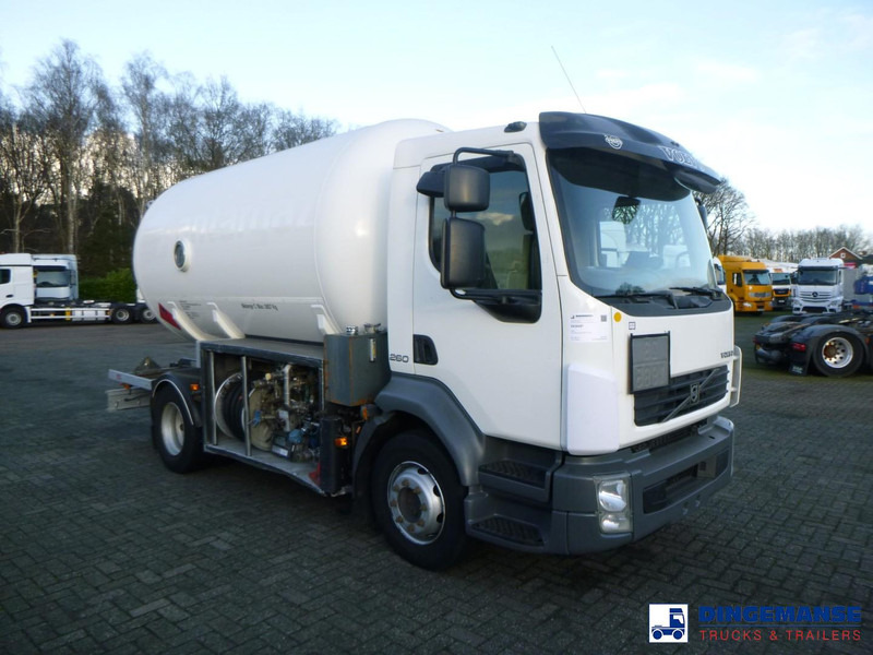 Volvo FL 260 4x2 gas tank 13.9 m3 - Camião cisterna: foto 2 Volvo FL 260 4x2 gas tank 13.9 m3 - Camião cisterna: foto 2
