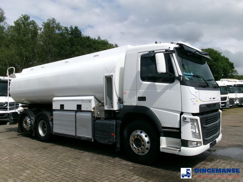 Volvo FM 380 6X2 fuel tank 20.6 m3 / 4 comp - Camião cisterna: foto 2 Volvo FM 380 6X2 fuel tank 20.6 m3 / 4 comp - Camião cisterna: foto 2