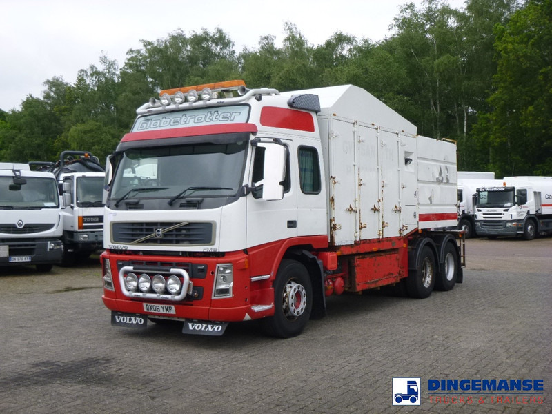 Volvo FM 9 6X4 RHD Eurovac 1200 vacuum tank (tipping) - Caminhão limpa fossa: foto 1 Volvo FM 9 6X4 RHD Eurovac 1200 vacuum tank (tipping) - Caminhão limpa fossa: foto 1