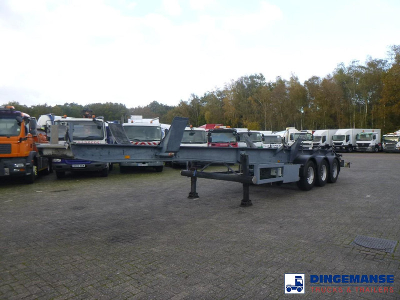 Filiat 3-axle tank trailer chassis incl supports - Semi-reboque cisterna: foto 1 Filiat 3-axle tank trailer chassis incl supports - Semi-reboque cisterna: foto 1
