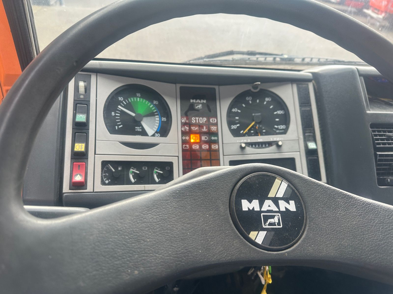 Locação financeira de  MAN 8.163 Pritsche MAN 8.163 Pritsche: foto 8