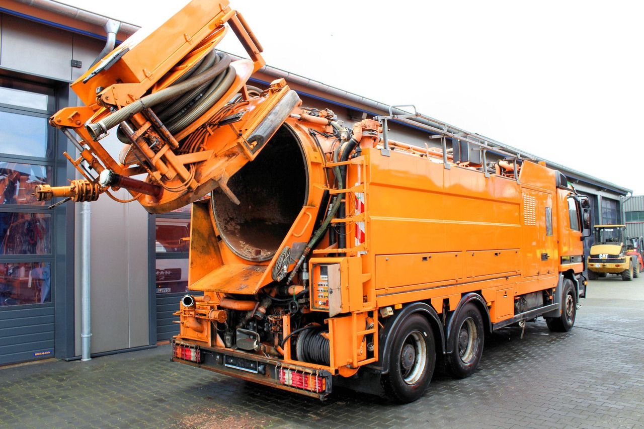 Mercedes-Benz Actros 2653 6x4 V8 Müller 16m³ Saug u.Spül-Kombi - Caminhão limpa fossa: foto 5 Mercedes-Benz Actros 2653 6x4 V8 Müller 16m³ Saug u.Spül-Kombi - Caminhão limpa fossa: foto 5
