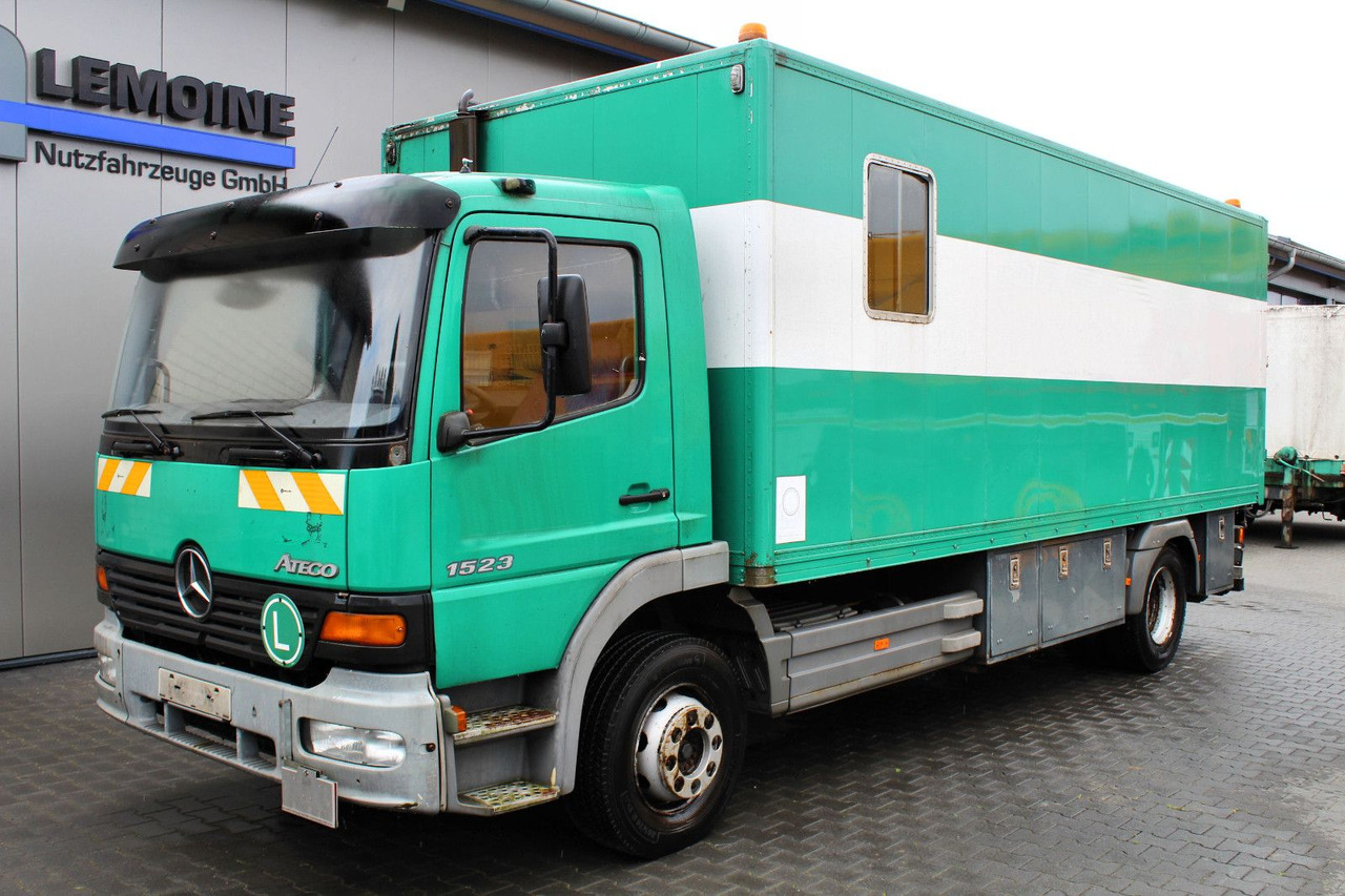 Mercedes-Benz Atego 1523 4x2 Koffer +AHK kein 1517 1518 1528 - Camião furgão: foto 2 Mercedes-Benz Atego 1523 4x2 Koffer +AHK kein 1517 1518 1528 - Camião furgão: foto 2