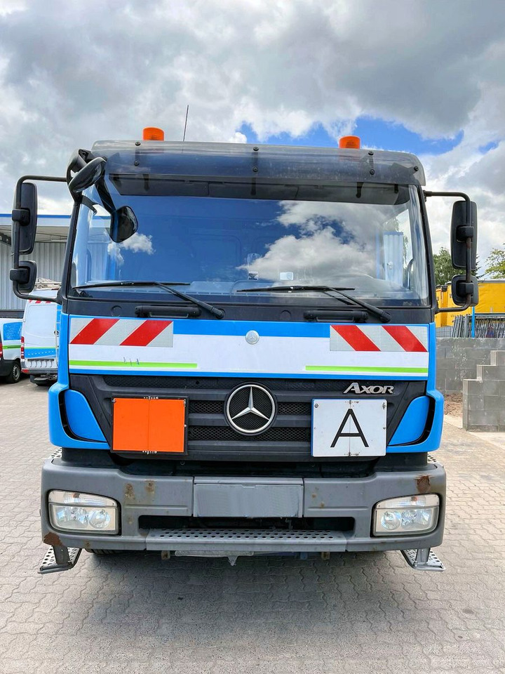 Mercedes-Benz Axor 1833 Müller 9,5m³ Saug u.Druck+HD-Spül +ADR - Caminhão limpa fossa: foto 3 Mercedes-Benz Axor 1833 Müller 9,5m³ Saug u.Druck+HD-Spül +ADR - Caminhão limpa fossa: foto 3