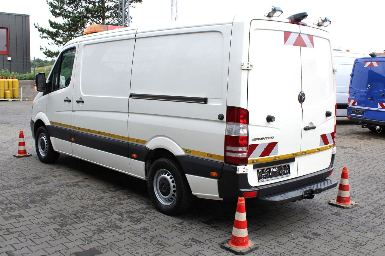 Mercedes-Benz Sprinter 316 CDI + Leistikow 1m³ HD-Spüler 3,5t - Caminhão limpa fossa: foto 3 Mercedes-Benz Sprinter 316 CDI + Leistikow 1m³ HD-Spüler 3,5t - Caminhão limpa fossa: foto 3