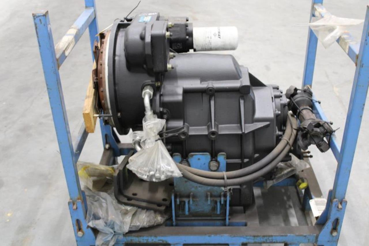 Dana 13.9TE10313-25 - Transmissão para Equipamento de movimentação: foto 1 Dana 13.9TE10313-25 - Transmissão para Equipamento de movimentação: foto 1
