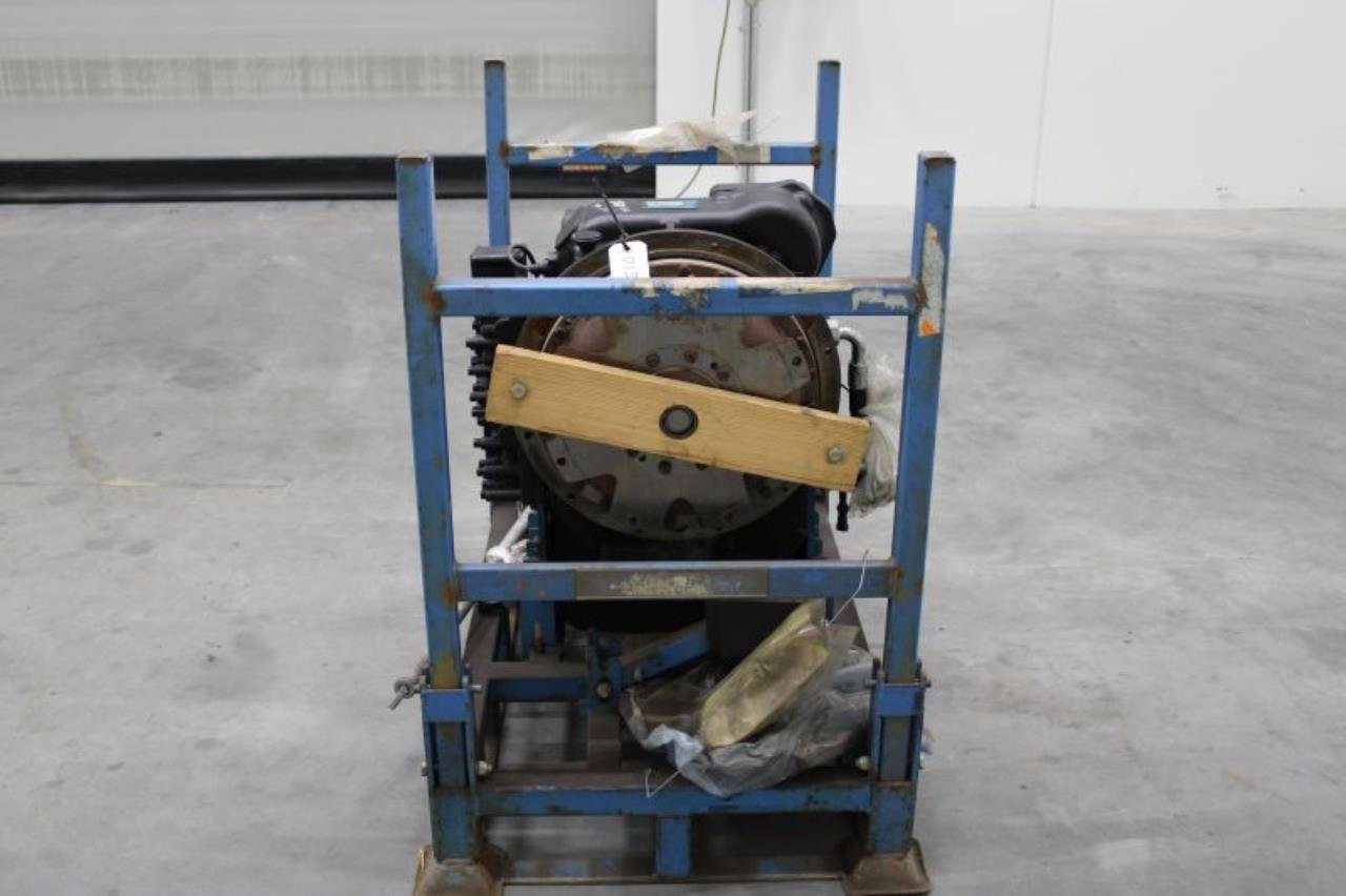 Dana 13.9TE10313-25 - Transmissão para Equipamento de movimentação: foto 4 Dana 13.9TE10313-25 - Transmissão para Equipamento de movimentação: foto 4