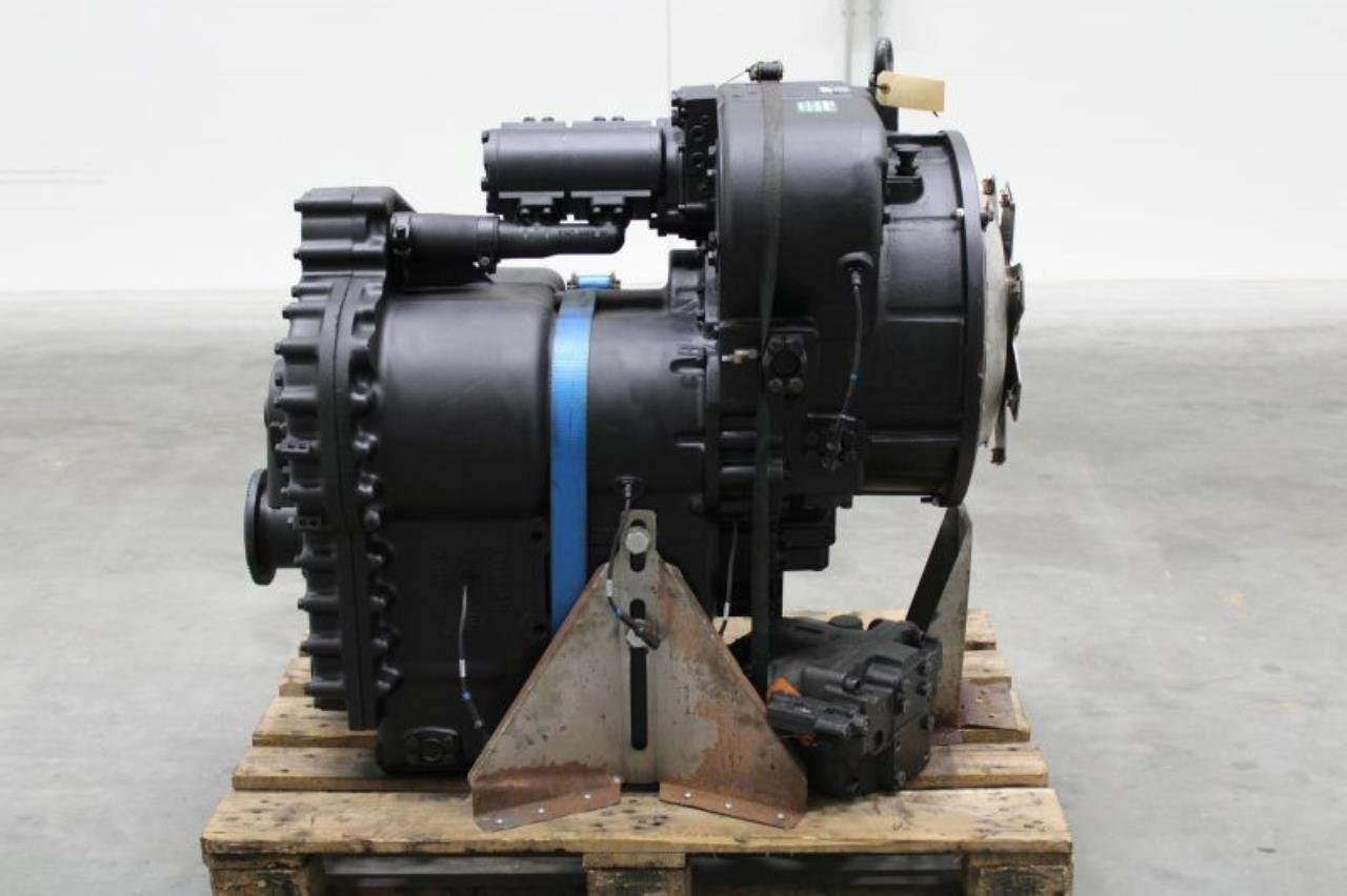 Dana 15.7TE 32418-81 - Transmissão para Equipamento de movimentação: foto 1 Dana 15.7TE 32418-81 - Transmissão para Equipamento de movimentação: foto 1