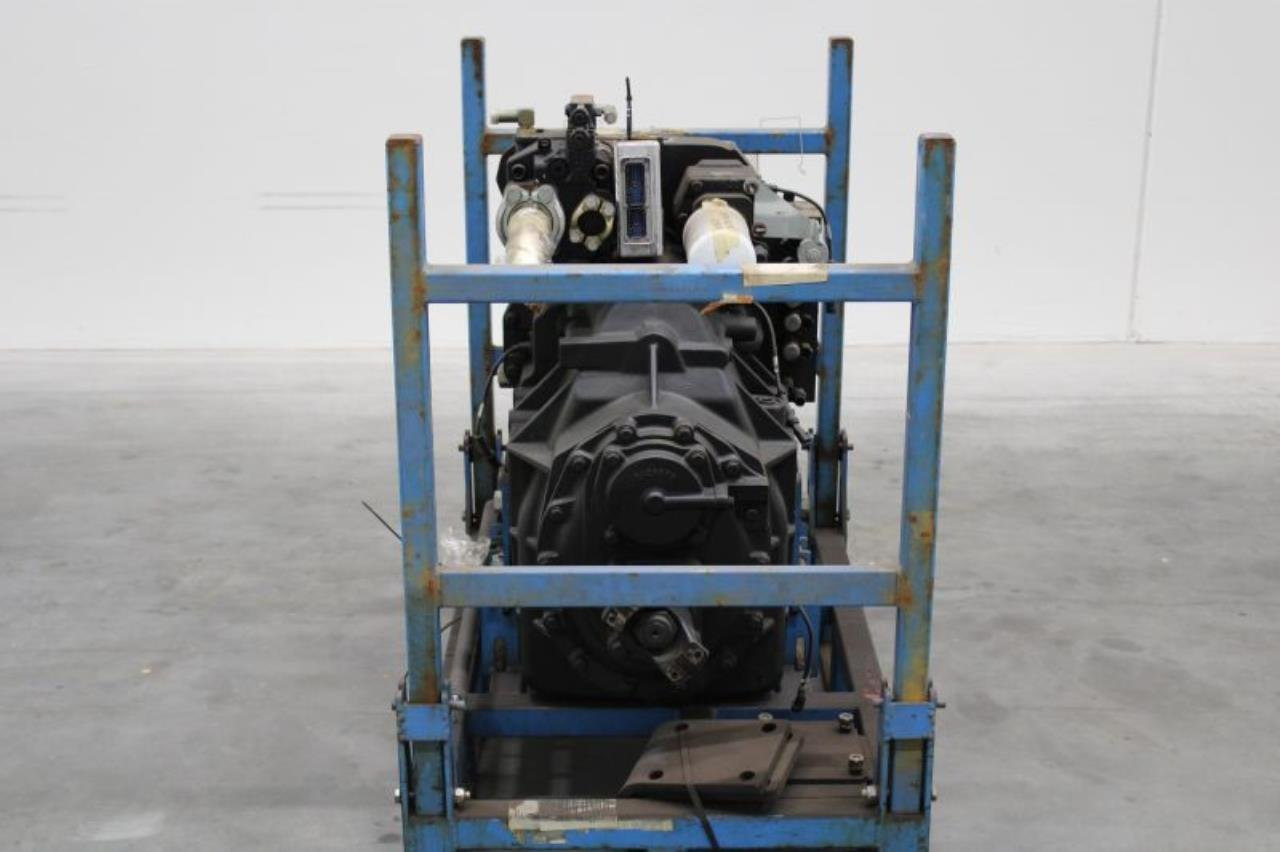Dana TE10 - Transmissão para Equipamento de movimentação: foto 2 Dana TE10 - Transmissão para Equipamento de movimentação: foto 2