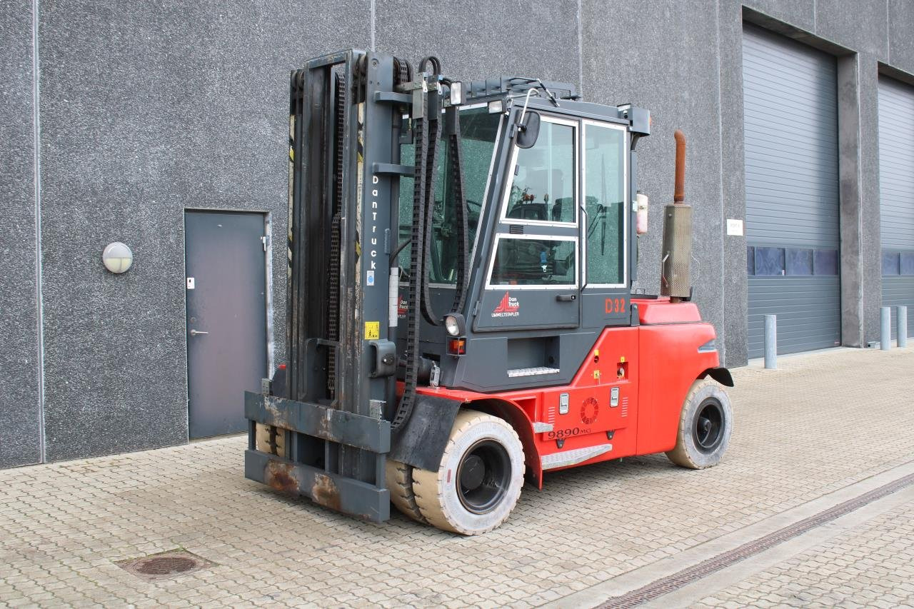 Dantruck 9890GD - Empilhador a gás: foto 2 Dantruck 9890GD - Empilhador a gás: foto 2