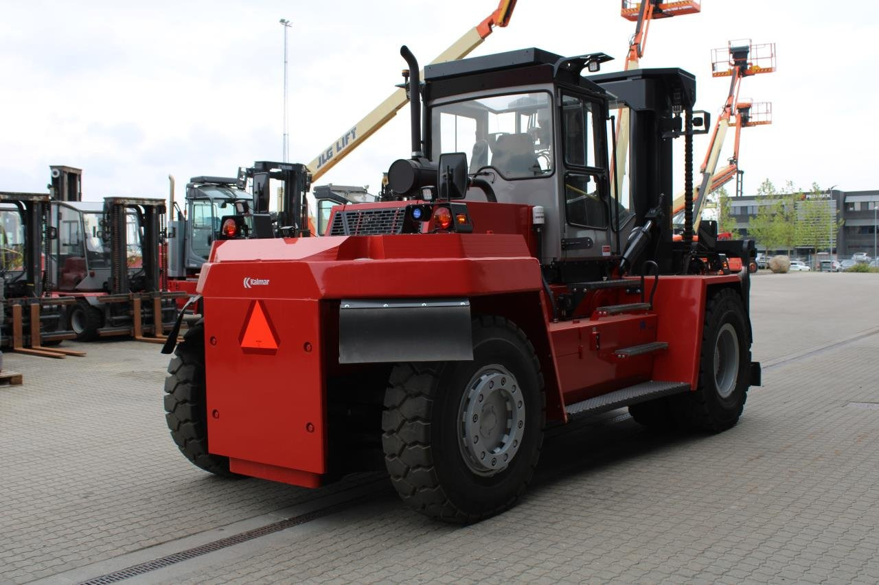 Kalmar DCD200-12LB - Empilhador a diesel: foto 3 Kalmar DCD200-12LB - Empilhador a diesel: foto 3