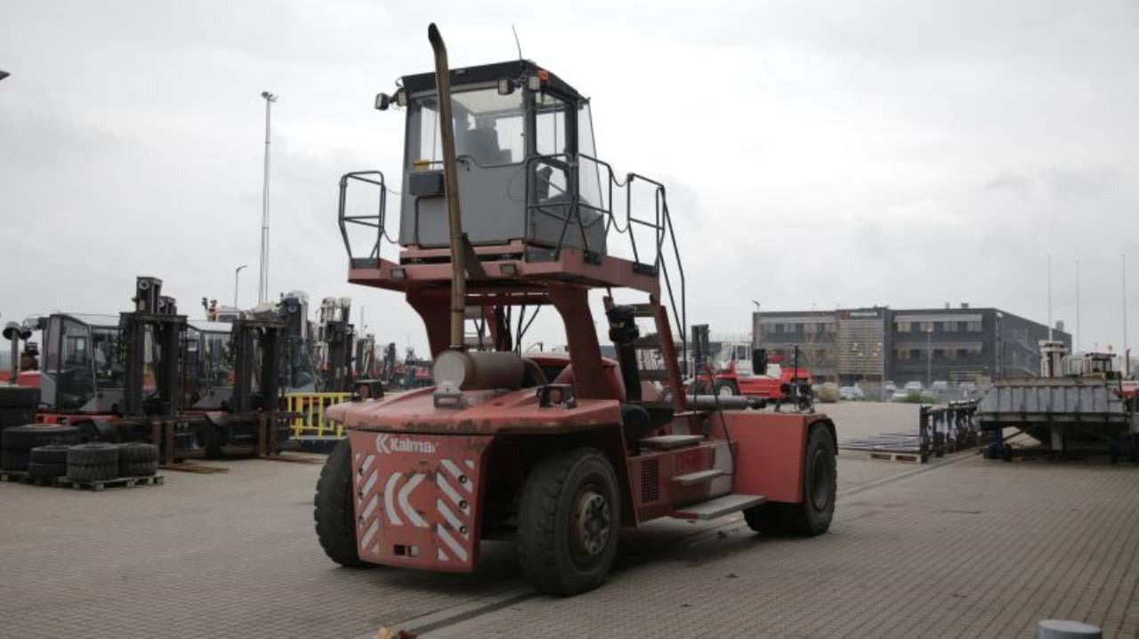 Kalmar DCF90-45ES - Manipulador de contentor: foto 3 Kalmar DCF90-45ES - Manipulador de contentor: foto 3