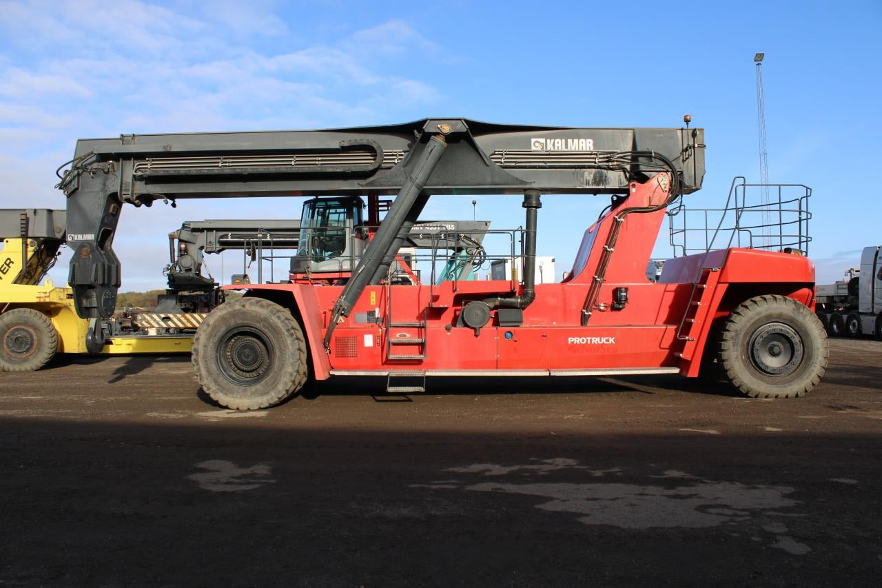 Kalmar DRG1300-92 SUPER GLO - Reachstacker porta contentores: foto 1 Kalmar DRG1300-92 SUPER GLO - Reachstacker porta contentores: foto 1
