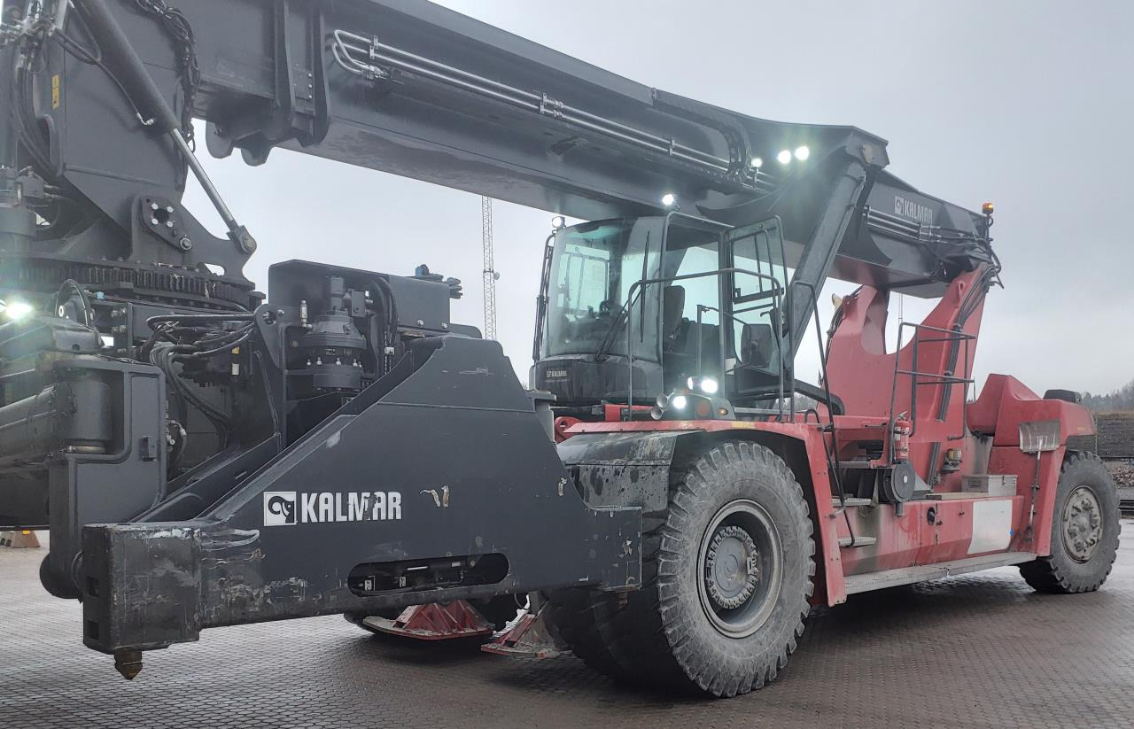 Kalmar DRG450-75C5XS - Reachstacker porta contentores: foto 1 Kalmar DRG450-75C5XS - Reachstacker porta contentores: foto 1