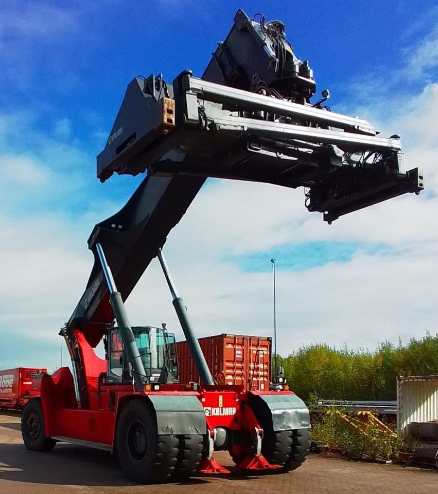 Kalmar DRG450-75C5XS - Reachstacker porta contentores: foto 1 Kalmar DRG450-75C5XS - Reachstacker porta contentores: foto 1