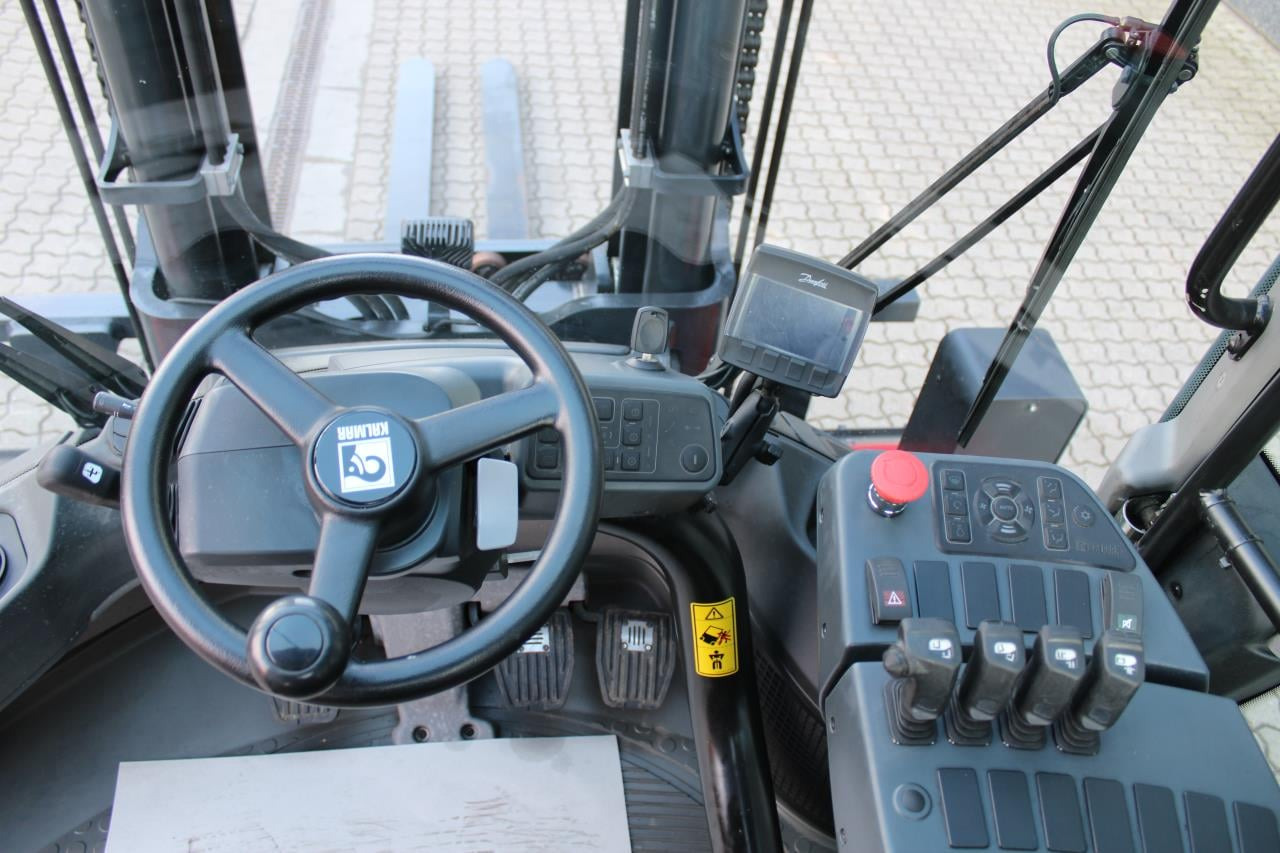 Kalmar ECG55-6 - Empilhador elétrico: foto 4 Kalmar ECG55-6 - Empilhador elétrico: foto 4