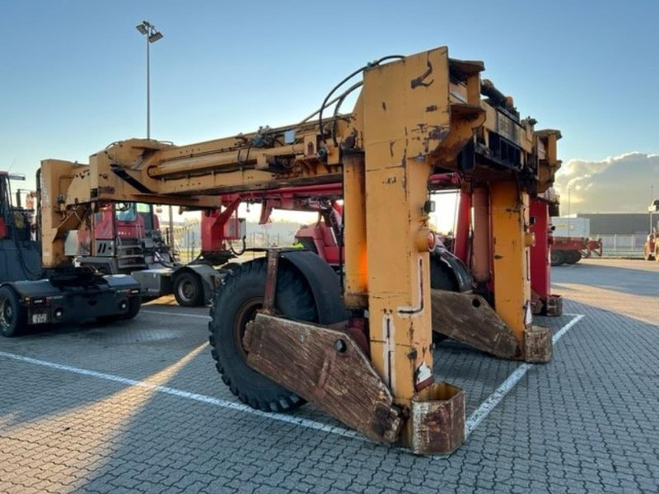 SISU 20-40” - Equipamento portuário: foto 2 SISU 20-40” - Equipamento portuário: foto 2