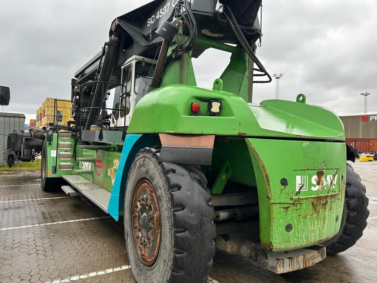 SMV SC4537 CBX5 - Reachstacker porta contentores: foto 3 SMV SC4537 CBX5 - Reachstacker porta contentores: foto 3