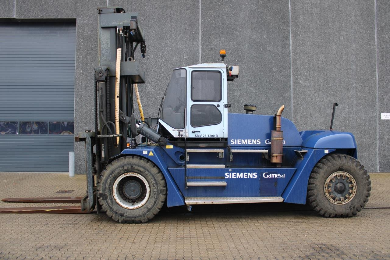 SMV SL25-1200 - Empilhador a diesel: foto 1 SMV SL25-1200 - Empilhador a diesel: foto 1