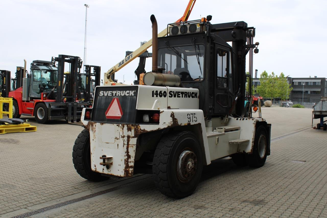SveTruck 1460 - Empilhador a diesel: foto 3 SveTruck 1460 - Empilhador a diesel: foto 3
