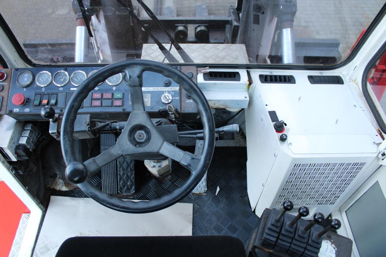 SveTruck 15120-35 - Empilhador a diesel: foto 4 SveTruck 15120-35 - Empilhador a diesel: foto 4