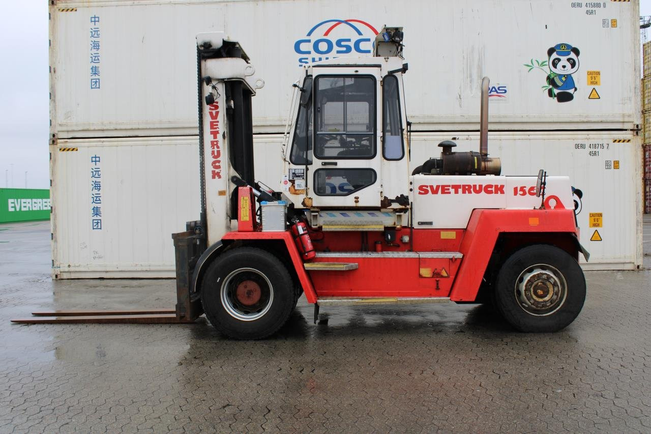 SveTruck 1560 - Empilhador a diesel: foto 1 SveTruck 1560 - Empilhador a diesel: foto 1