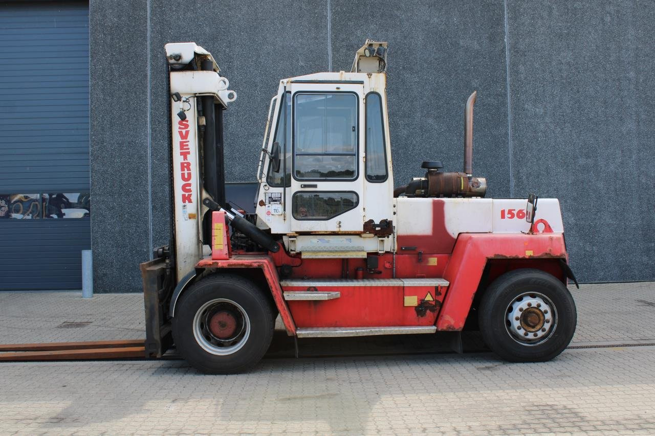 SveTruck 1560 - Empilhador a diesel: foto 1 SveTruck 1560 - Empilhador a diesel: foto 1