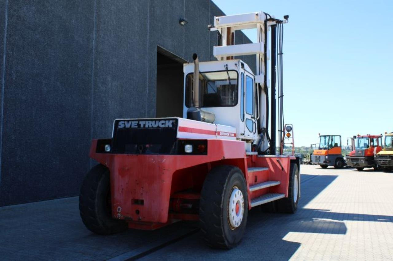 SveTruck 25120-42 - Empilhador a diesel: foto 3 SveTruck 25120-42 - Empilhador a diesel: foto 3