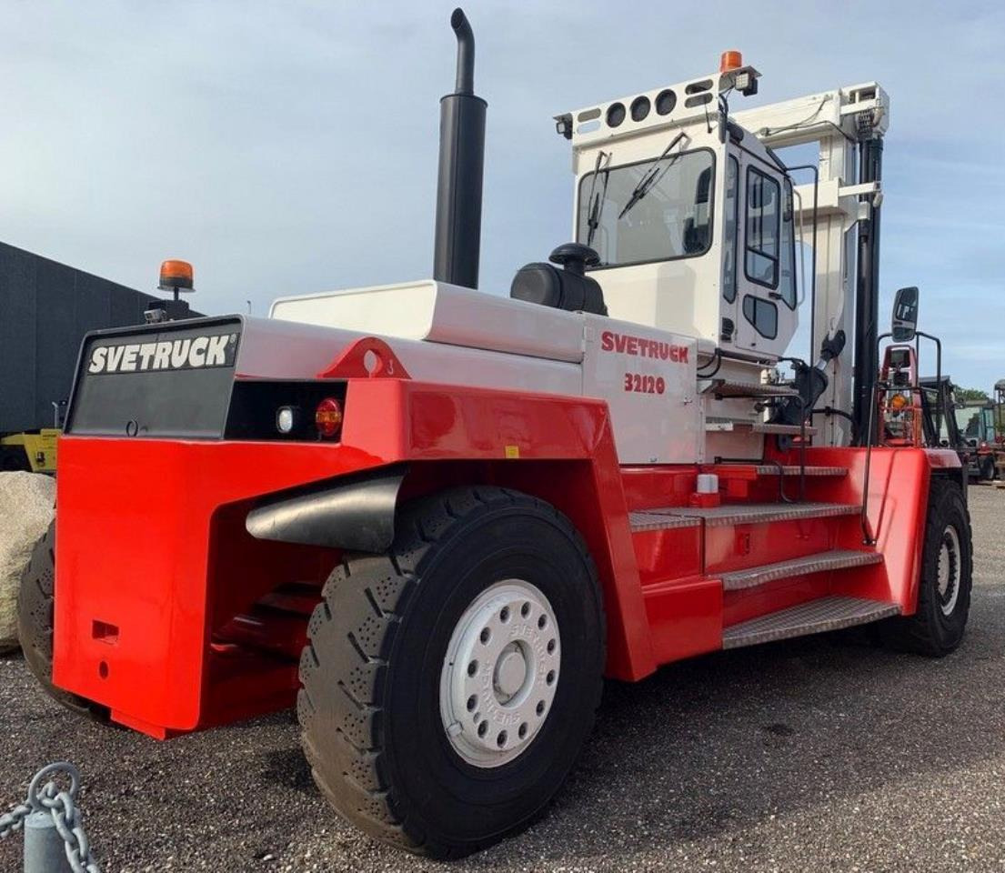 SveTruck 32120-50 - Empilhador a diesel: foto 3 SveTruck 32120-50 - Empilhador a diesel: foto 3