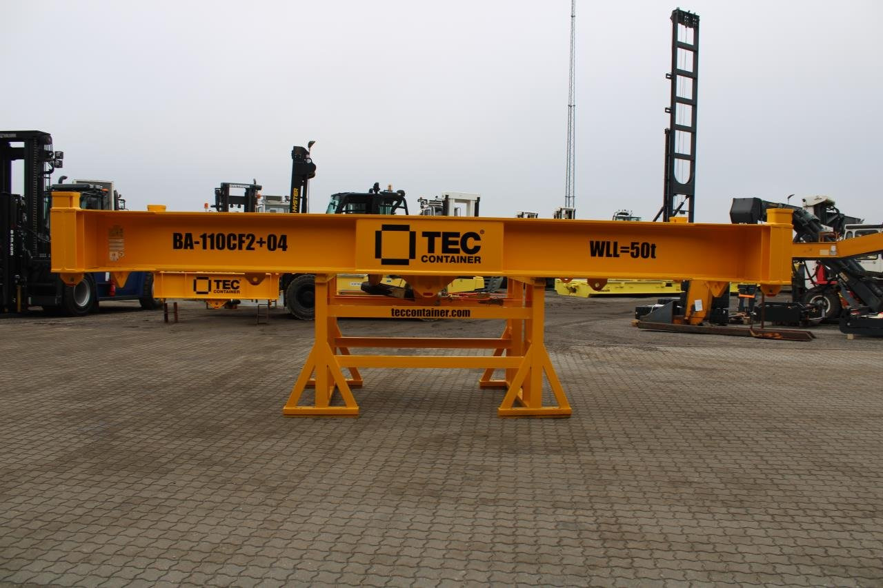 Tec Container 20" WITH DOUBLE-HOOK - Equipamento portuário: foto 3 Tec Container 20" WITH DOUBLE-HOOK - Equipamento portuário: foto 3