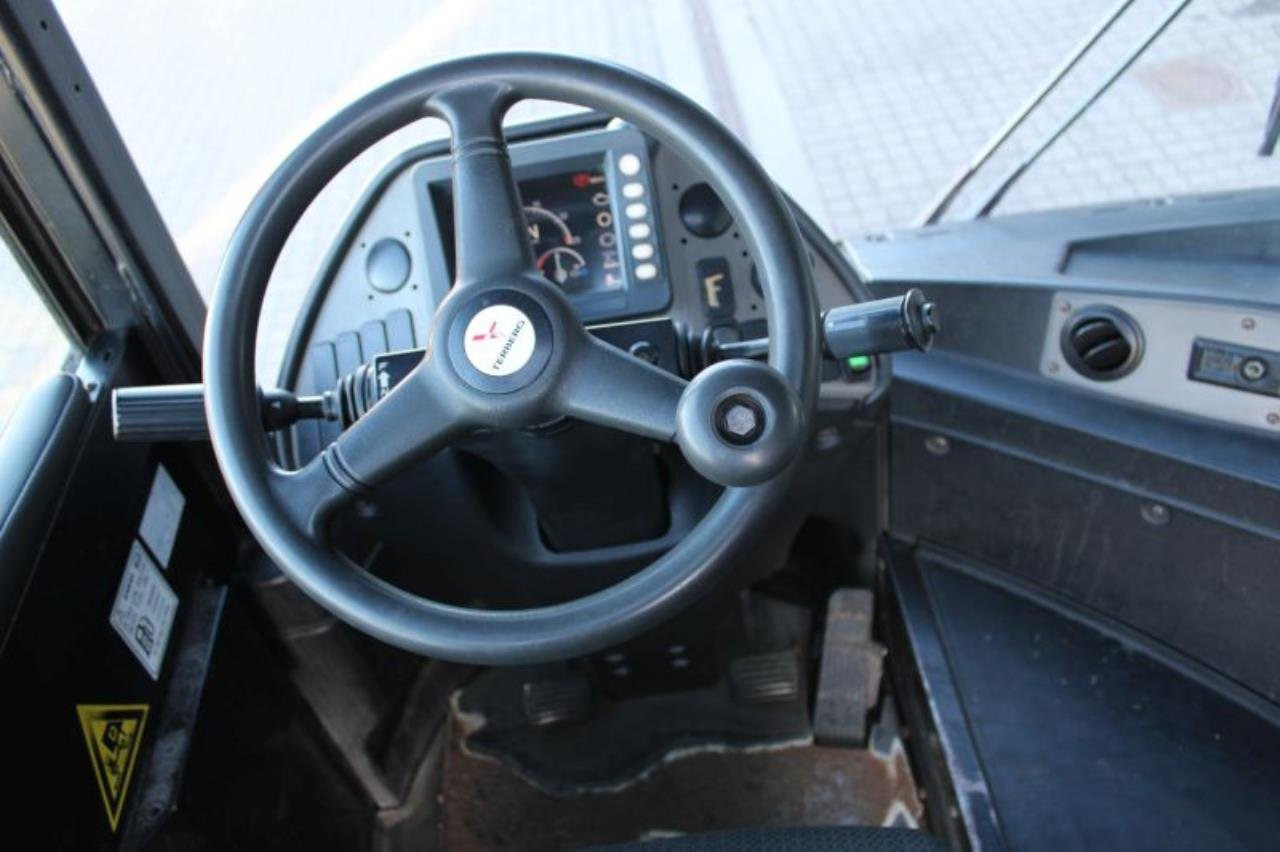 Terberg RT223 - Tractor de terminal: foto 4 Terberg RT223 - Tractor de terminal: foto 4