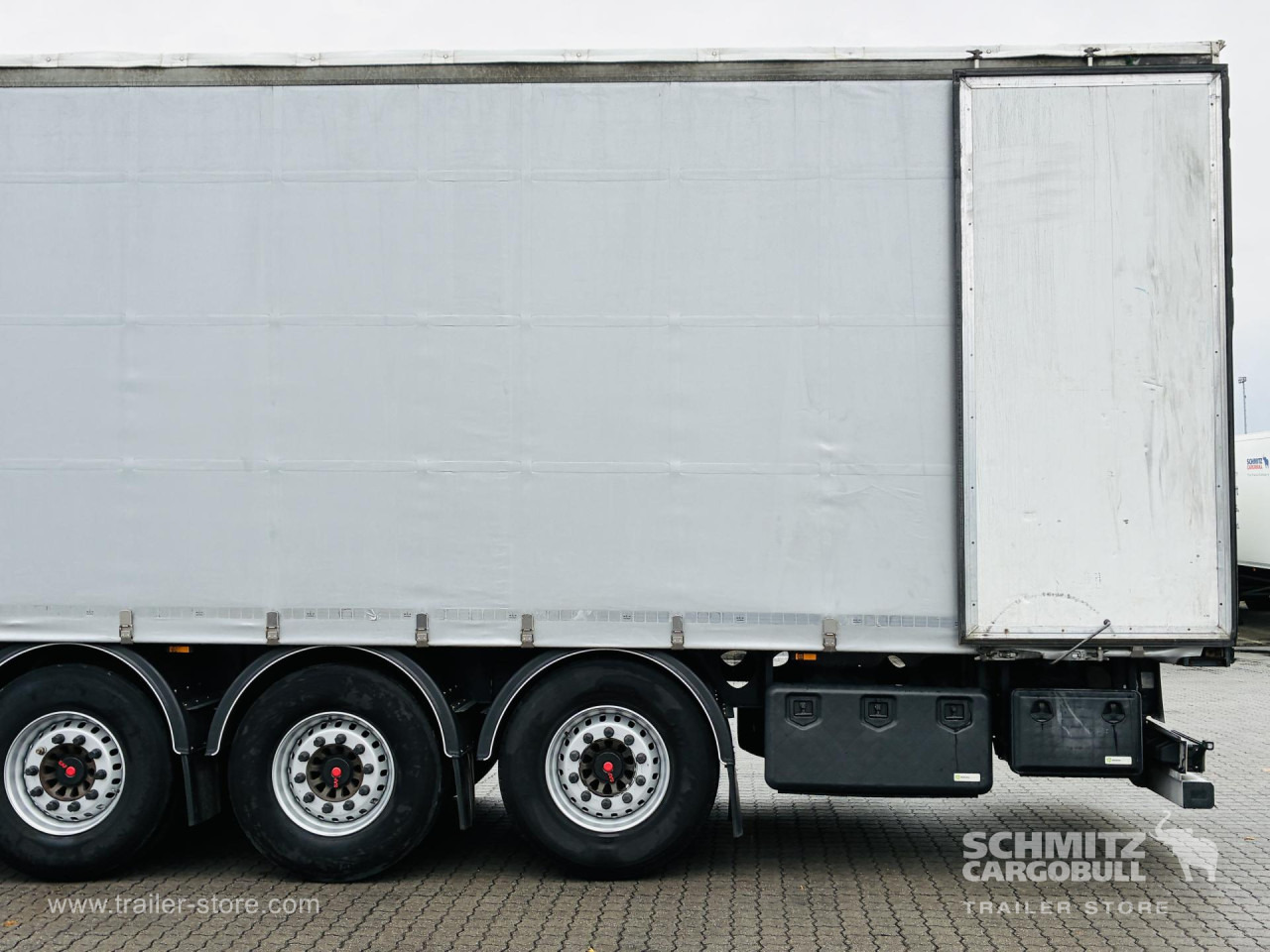 BERGER Auflieger Curtainsider Standard - Semi-reboque de lona: foto 4 BERGER Auflieger Curtainsider Standard - Semi-reboque de lona: foto 4
