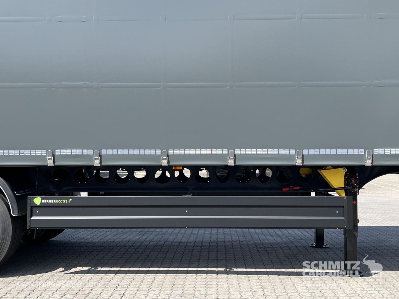 Semi-reboque de lona novo BERGER Auflieger Curtainsider Standard: foto 13