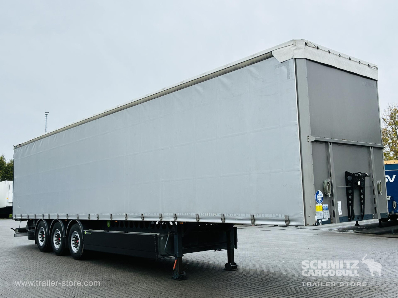 BERGER Auflieger Curtainsider Standard - Semi-reboque de lona: foto 1 BERGER Auflieger Curtainsider Standard - Semi-reboque de lona: foto 1