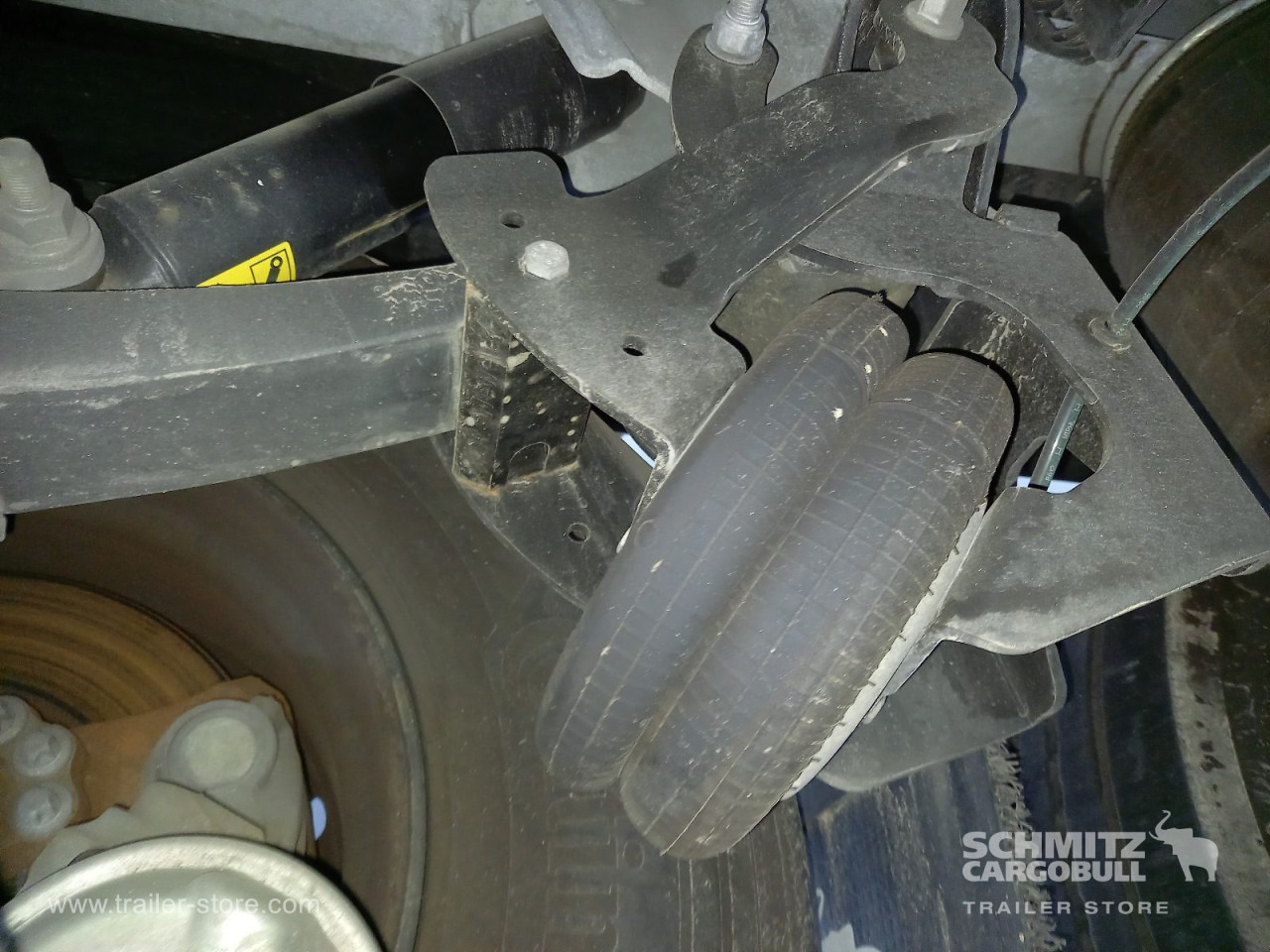 SCHMITZ Auflieger Tiefkühler Multitemp - Semi-reboque isotérmico: foto 4 SCHMITZ Auflieger Tiefkühler Multitemp - Semi-reboque isotérmico: foto 4