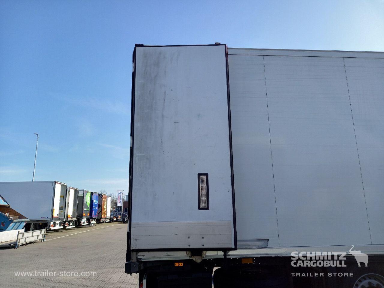 SCHMITZ Auflieger Tiefkühler Standard Double deck - Semi-reboque isotérmico: foto 4 SCHMITZ Auflieger Tiefkühler Standard Double deck - Semi-reboque isotérmico: foto 4