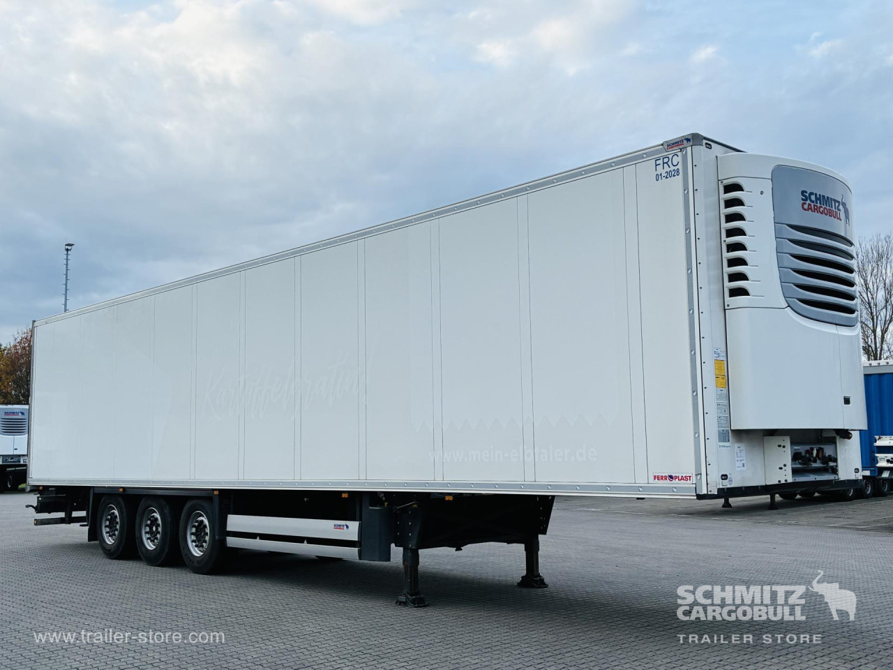 SCHMITZ Auflieger Tiefkühler Standard Double deck - Semi-reboque isotérmico: foto 1 SCHMITZ Auflieger Tiefkühler Standard Double deck - Semi-reboque isotérmico: foto 1