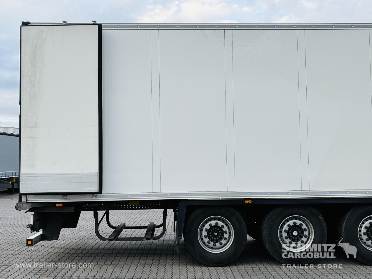 SCHMITZ Auflieger Tiefkühler Standard Double deck - Semi-reboque isotérmico: foto 3 SCHMITZ Auflieger Tiefkühler Standard Double deck - Semi-reboque isotérmico: foto 3