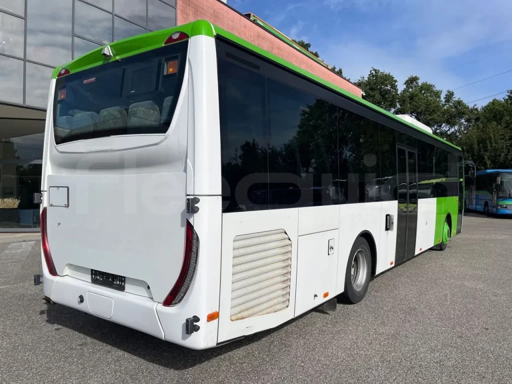N.1 IVECO CROSSWAY LE – Anno 2014 - Ônibus suburbano: foto 4 N.1 IVECO CROSSWAY LE – Anno 2014 - Ônibus suburbano: foto 4