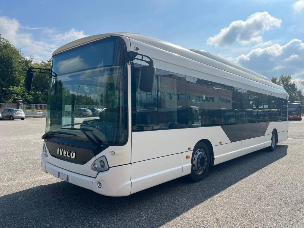 N.1 IVECO GX330ELEC – Anno 2019 - Ônibus urbano: foto 1 N.1 IVECO GX330ELEC – Anno 2019 - Ônibus urbano: foto 1