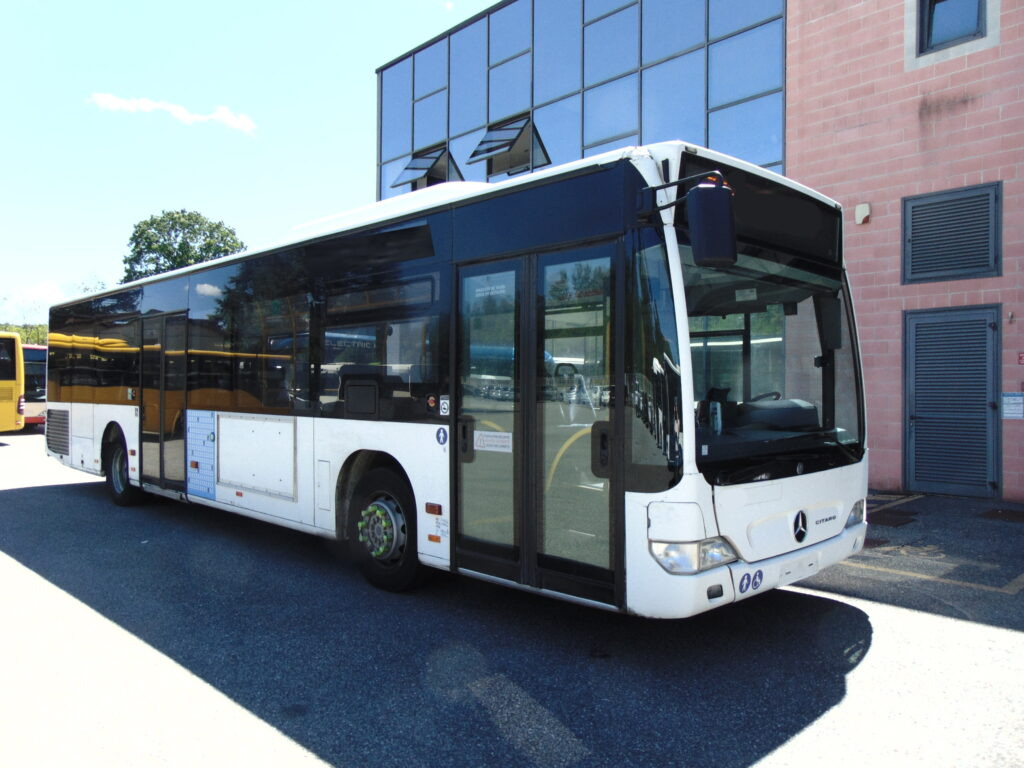 N.1 MERCEDES BENZ CITARO O530 LF – Anno 2009 - Ônibus urbano: foto 1 N.1 MERCEDES BENZ CITARO O530 LF – Anno 2009 - Ônibus urbano: foto 1
