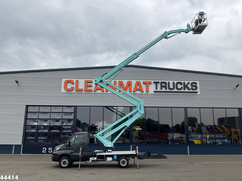 Camião Iveco Daily 35S12 20 Meter hoogwerker + JIB Just 6.039 km!: foto 1